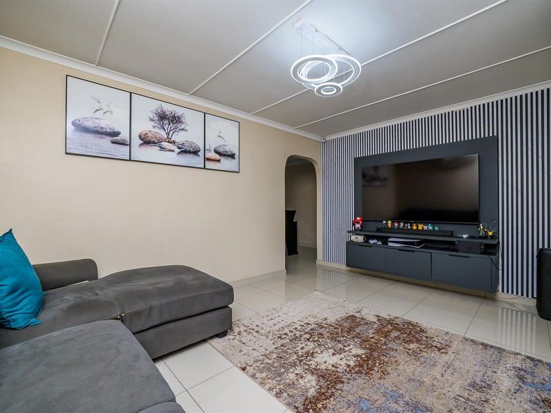House For Sale in Avoca, Durban, KwaZulu Natal - Photo 8