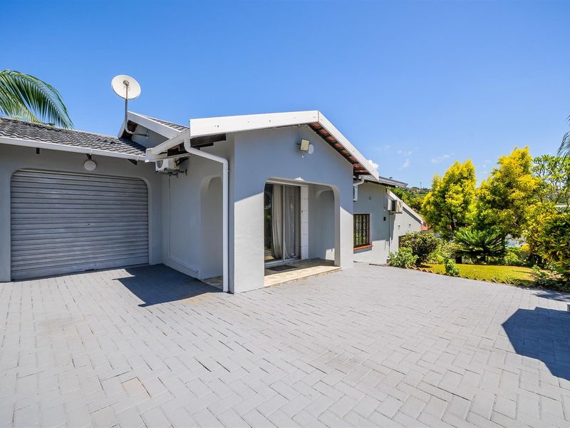 House For Sale in Avoca, Durban, KwaZulu Natal - Photo 1
