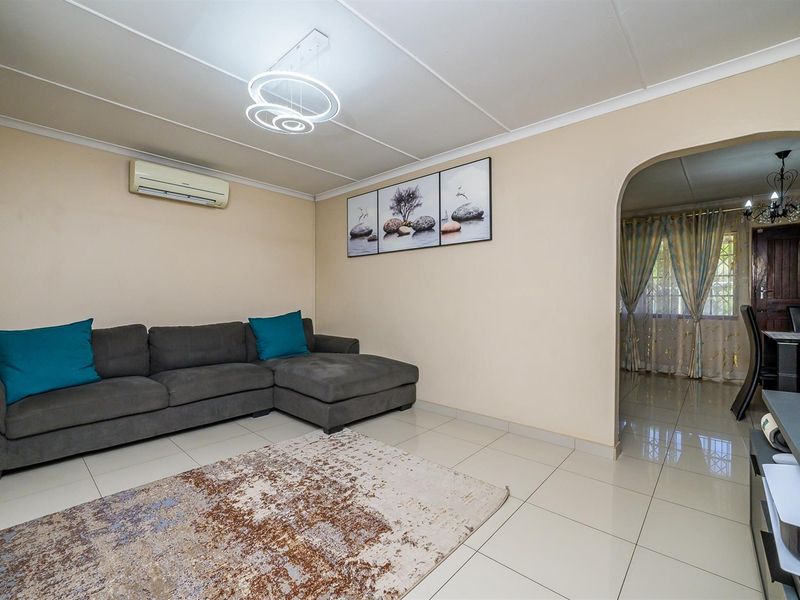 House For Sale in Avoca, Durban, KwaZulu Natal - Photo 7