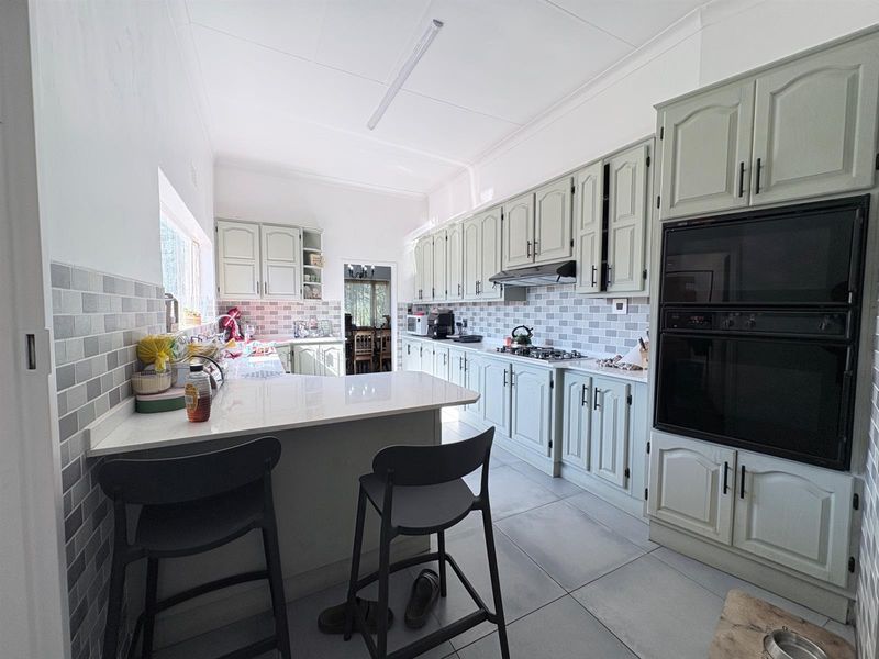 House For Sale in Horizon View, Roodepoort - Photo 3