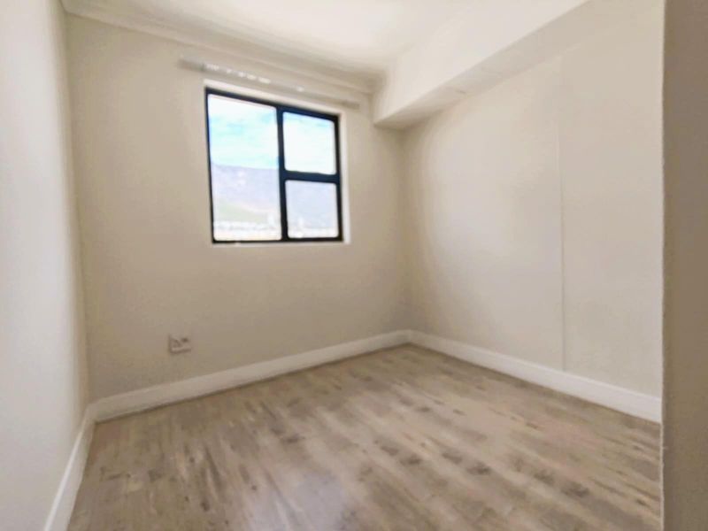No Transfer Duty!!! Apartments For Sale in Zonnebloem, Cape Town - Photo 7