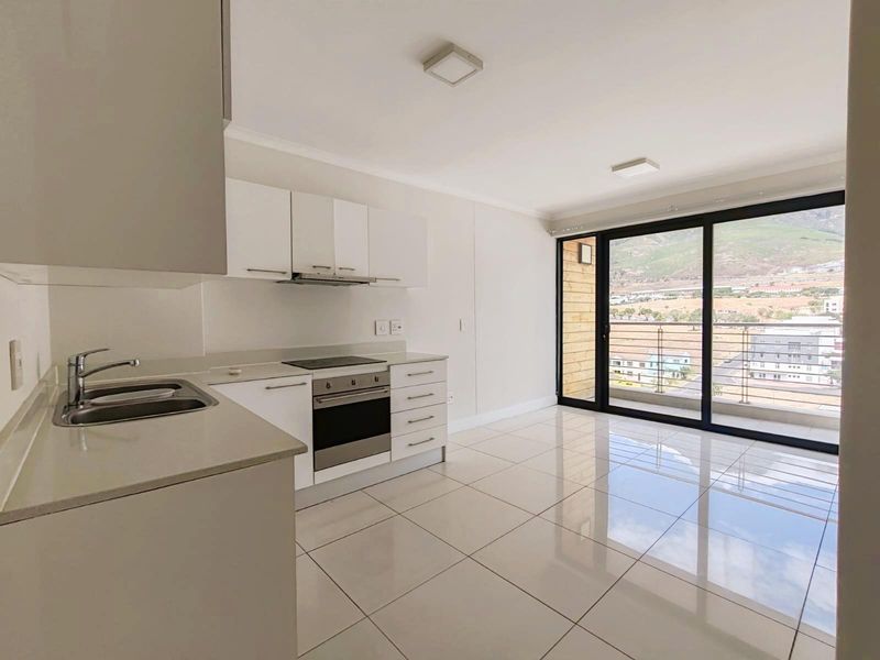 No Transfer Duty!!! Apartments For Sale in Zonnebloem, Cape Town - Photo 3