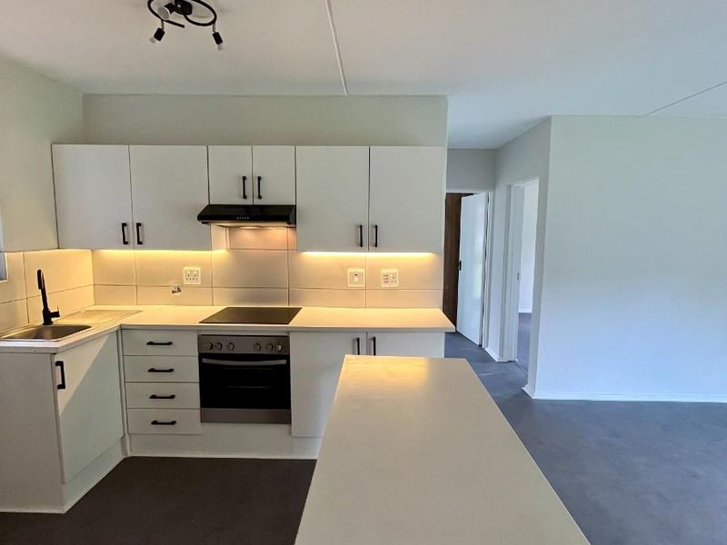 Apartment For Sale in Weltevreden Park, Roodepoort - Photo 3