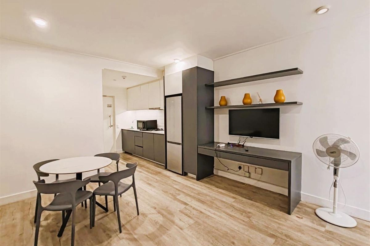 No Transfer Duty/ Mountain View/ Welcome to Woodstock - Photo 3