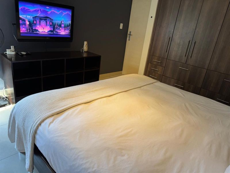 Furnished Apartment To Rent in Morningside, Sandton - Photo 2