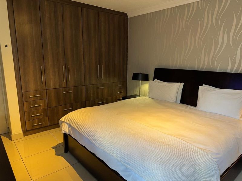 Furnished Apartment To Rent in Morningside, Sandton - Photo 4