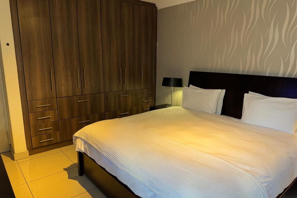 Furnished Apartment To Rent in Morningside, Sandton - Photo 4