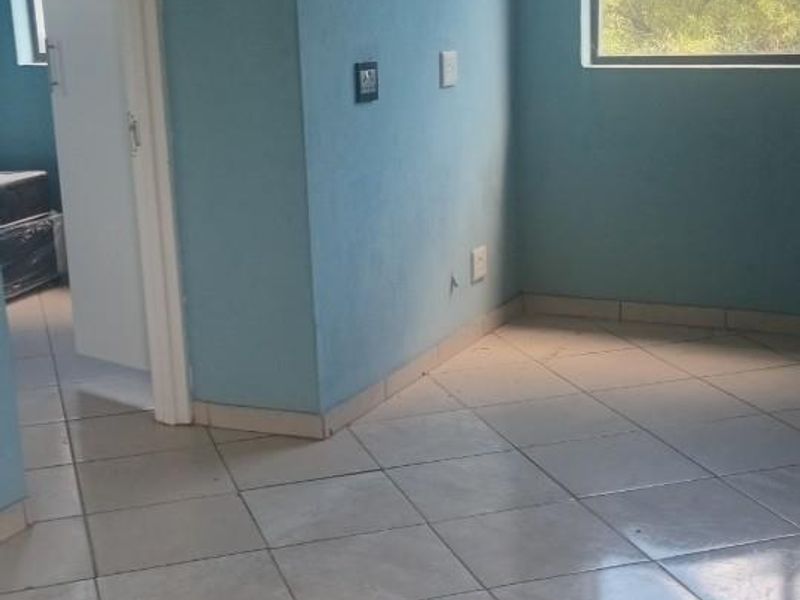 Apartment For Sale in Madadeni, Newcastle, KwaZulu Natal - Photo 3