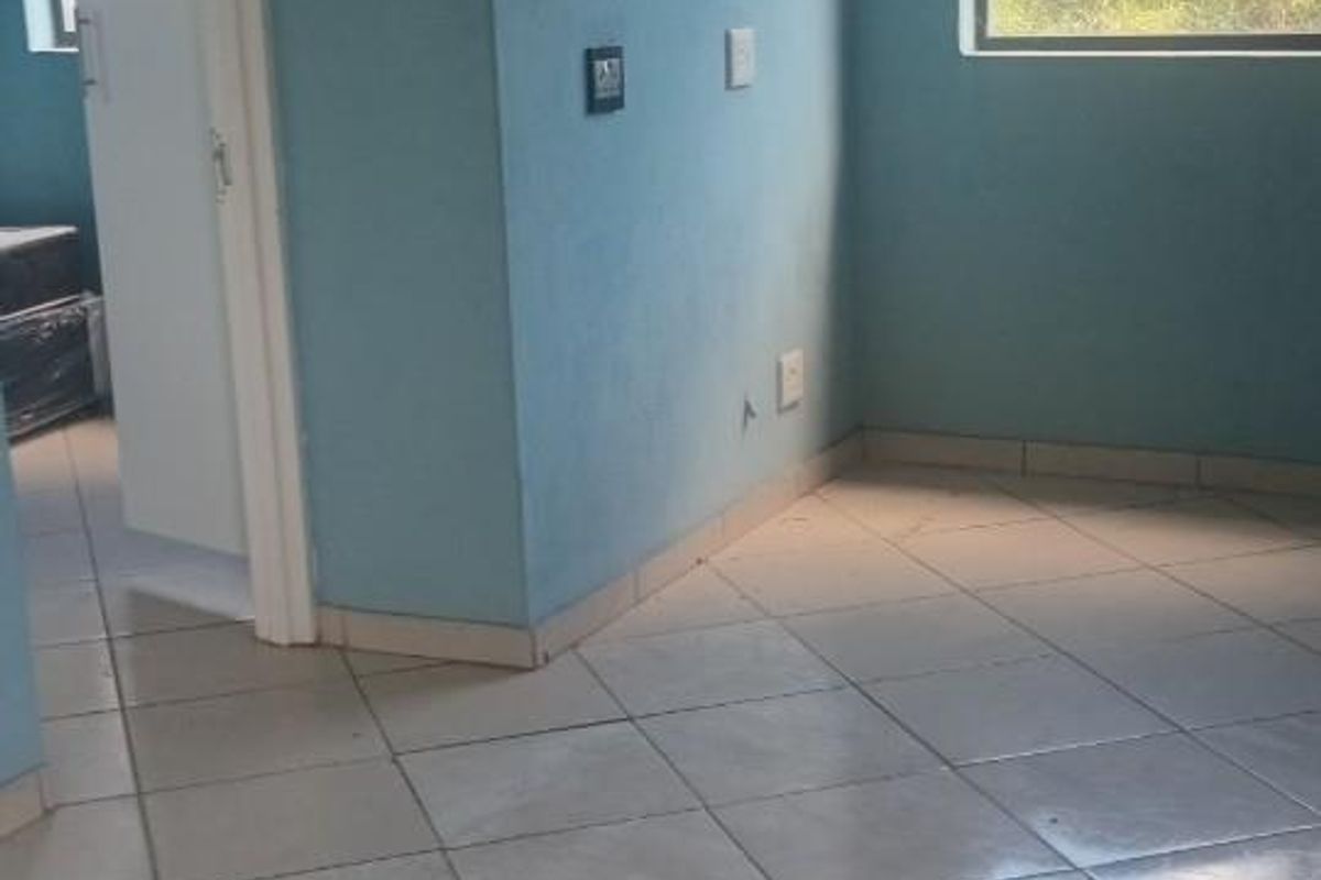 Apartment For Sale in Madadeni, Newcastle, KwaZulu Natal - Photo 3