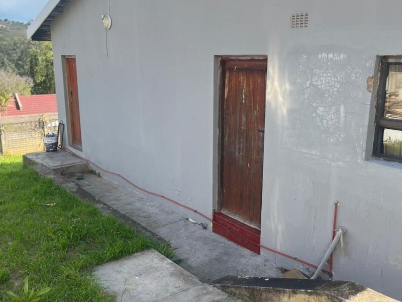 Spacious home with separate outside building on 1 160 sqm - Photo 6