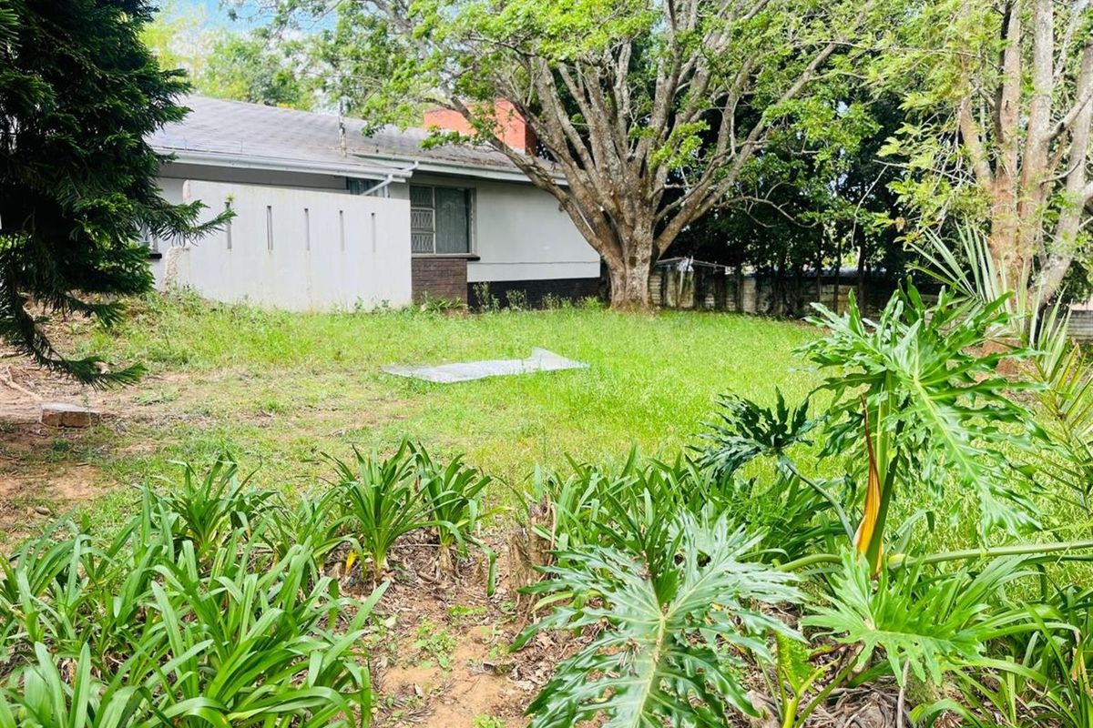 Investment Opportunity:Ideal Student Accomodation on Expansive 2 192 sqm erf - Photo 2