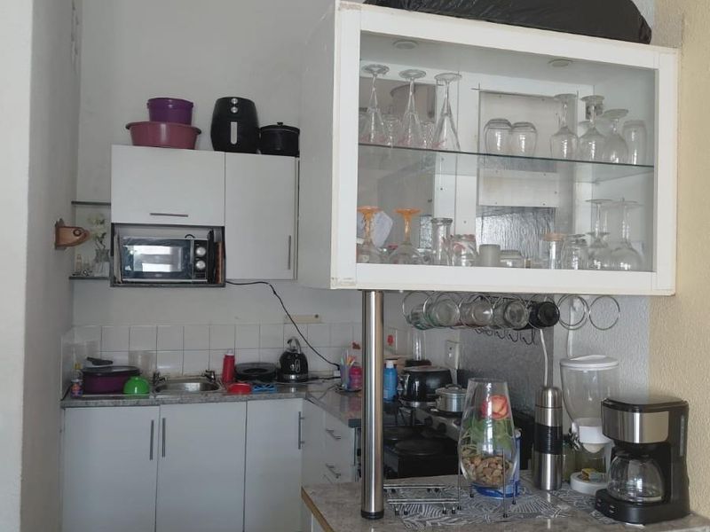 Well-Located 3-Bedroom House in Florida, Roodepoort - Photo 7