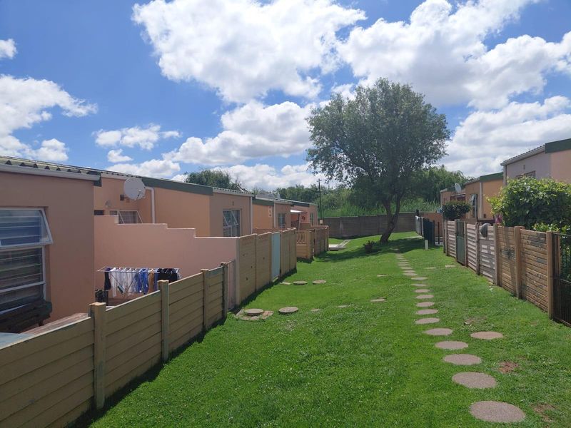 Well-Located 3-Bedroom House in Florida, Roodepoort - Photo 3