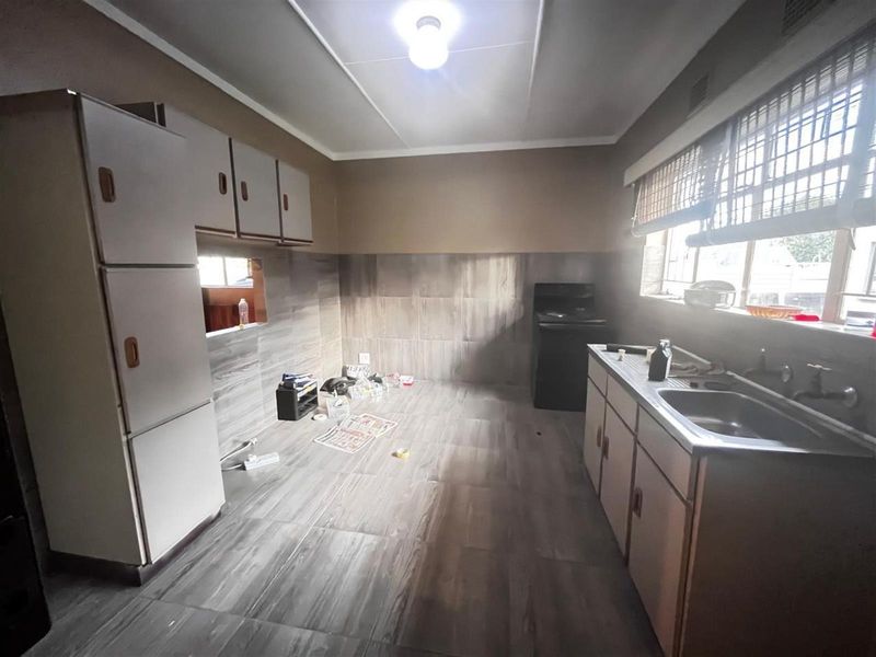 House For Sale in Vanderbijlpark SE 1 Vanderbijlpark SE Vanderbijlpark - Photo 2