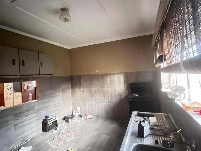 House For Sale in Vanderbijlpark SE 1 Vanderbijlpark SE Vanderbijlpark - Photo 5