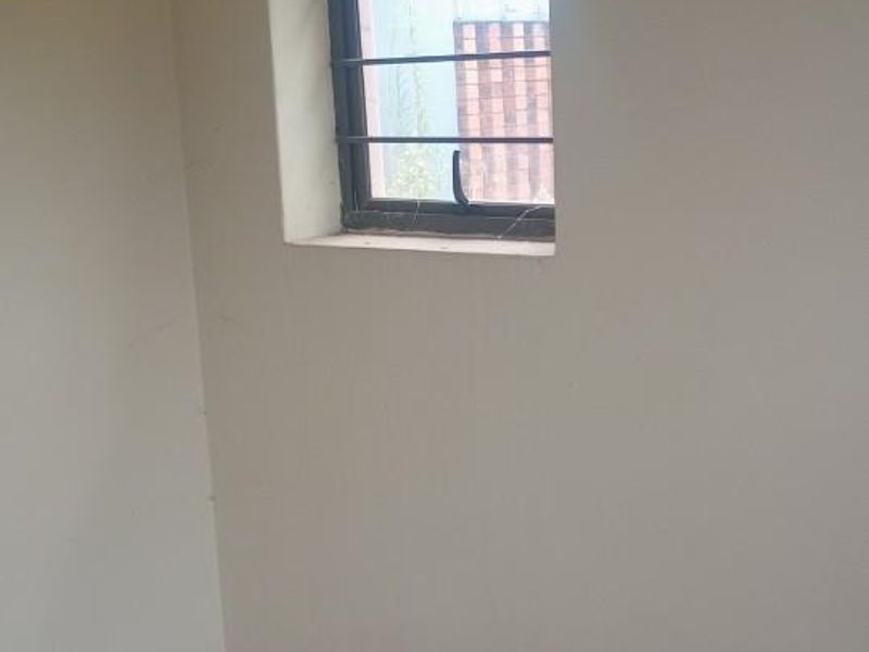 Apartment For Sale in Madadeni J, Madadeni, Newcastle, KwaZulu Natal - Photo 6