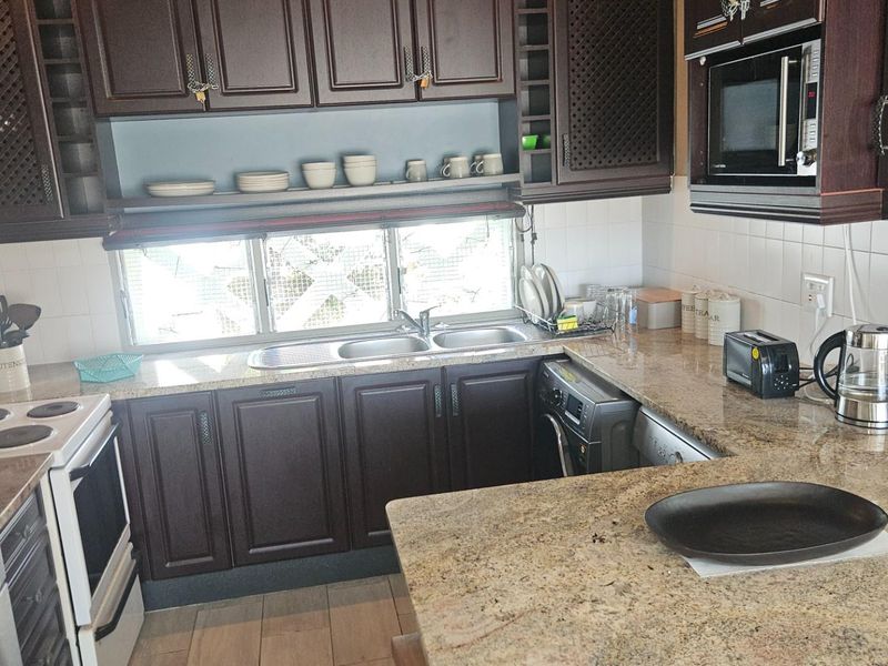 Spectacular Sea-View Apartment with Direct Beach Access at Thompsons Bay - Photo 6