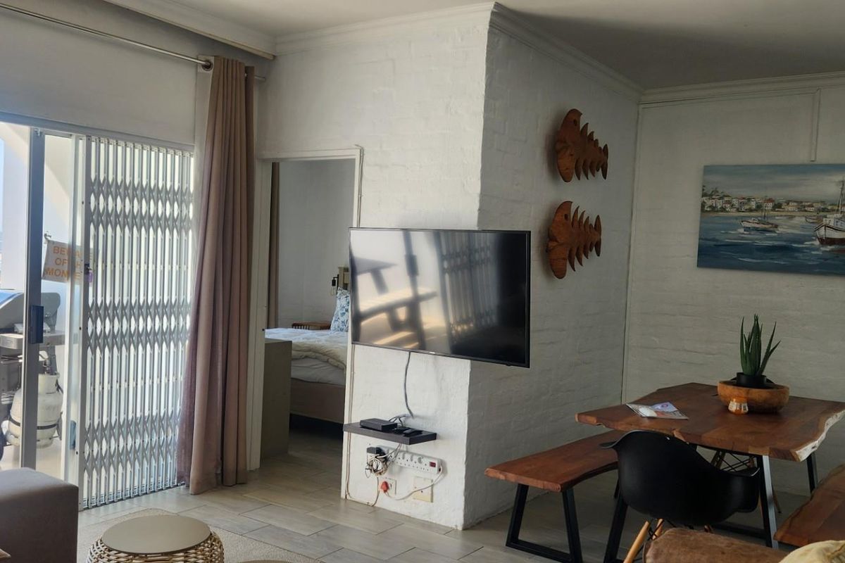 Spectacular Sea-View Apartment with Direct Beach Access at Thompsons Bay - Photo 3