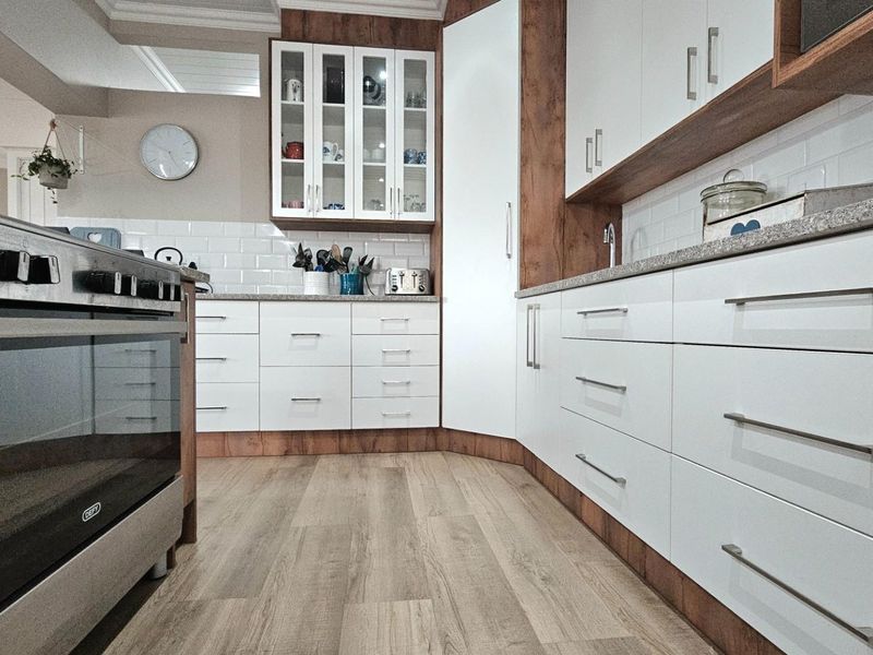 House For Sale in Monte Christo, Hartenbos - Photo 5