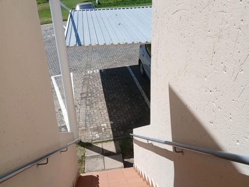 2 Bed 1Bath For Sale in Eagle Trace Estate,Fourways - Photo 7