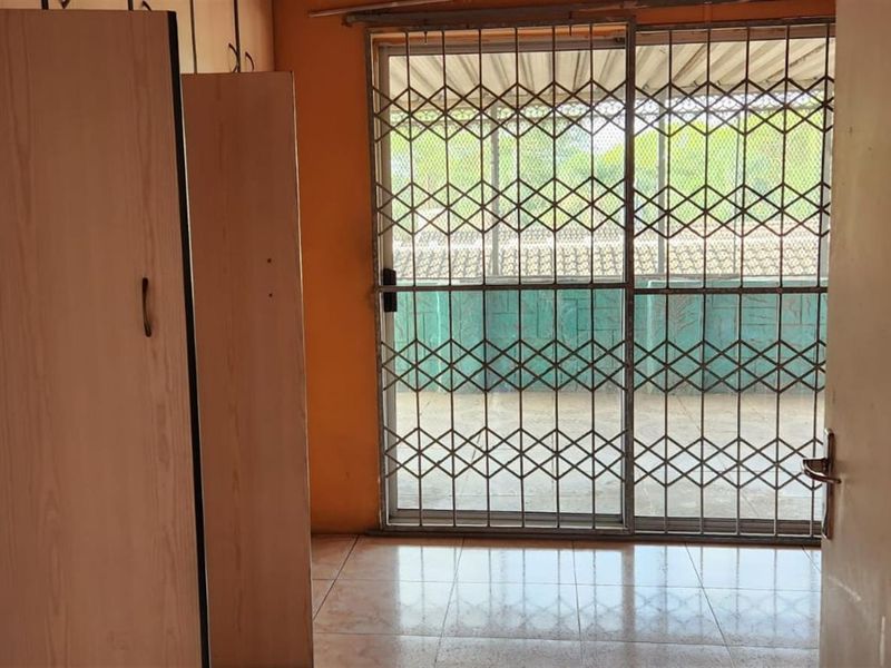 2 Bedroom Apartment to Rent in Palmview Phoenix, KwaZulu Natal - Photo 7