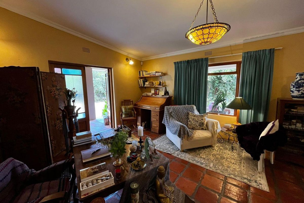 A Home Designed for Volume and Light in Riebeek Kasteel - Photo 5