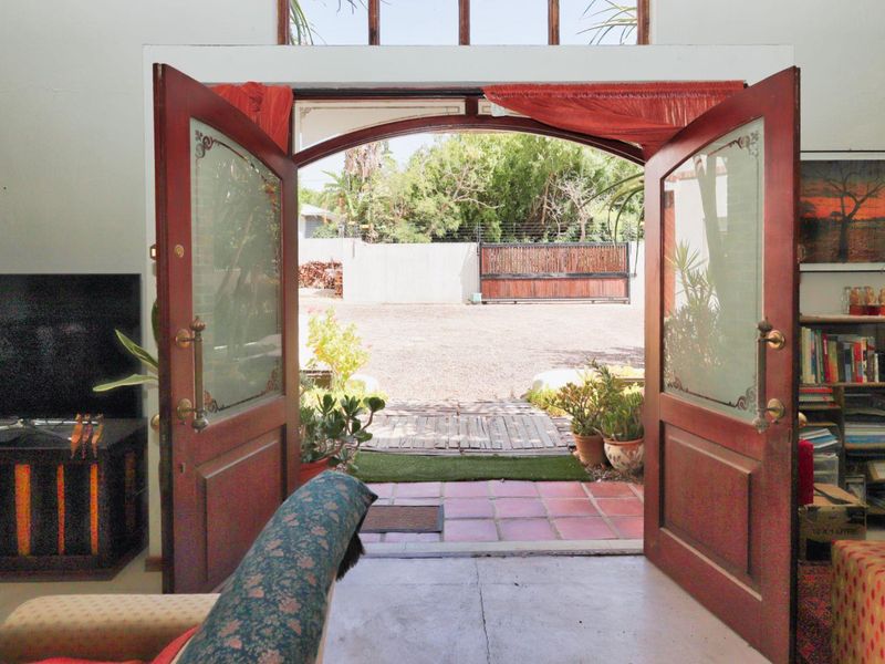 Distinctive Barn-Style Home - 3 Bedroom, 2 Bathroom for sale in Riebeek West - Photo 3
