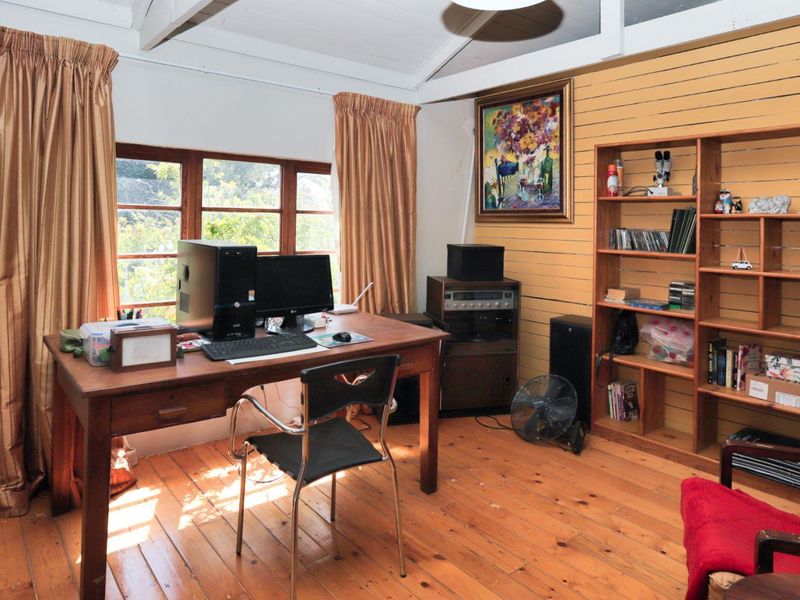 Distinctive Barn-Style Home - 3 Bedroom, 2 Bathroom for sale in Riebeek West - Photo 9