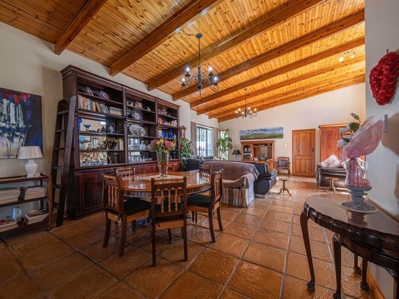Exquisite Valley Retreat - Luxury Living in Riebeek West - Photo 5