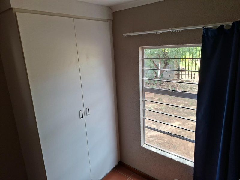 Well maintained family home - Photo 8