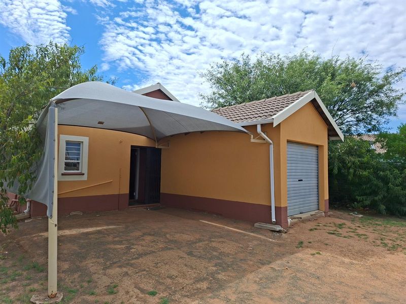 Well maintained family home - Photo 1