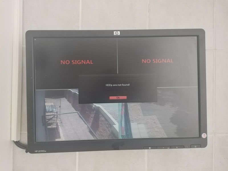 A beautiful 3bed, 2bath Free standing home in a Security Complex in  Randburg - Photo 4