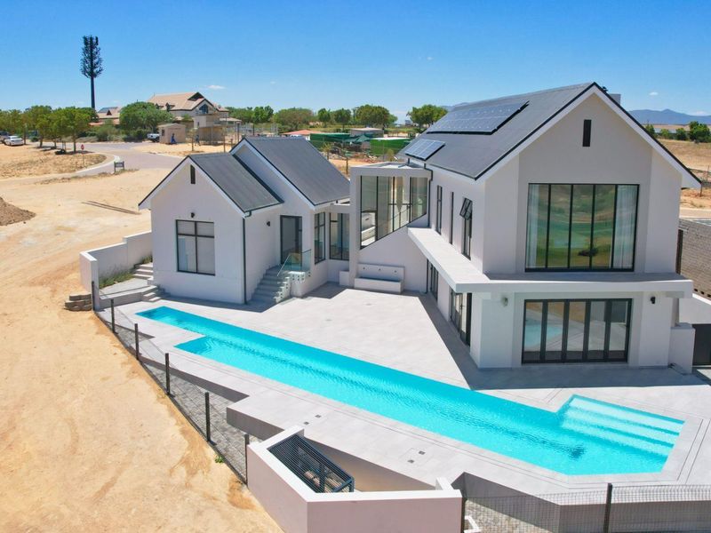 House For Sale in Mount Royal Golf Estate, Malmesbury - Photo 2