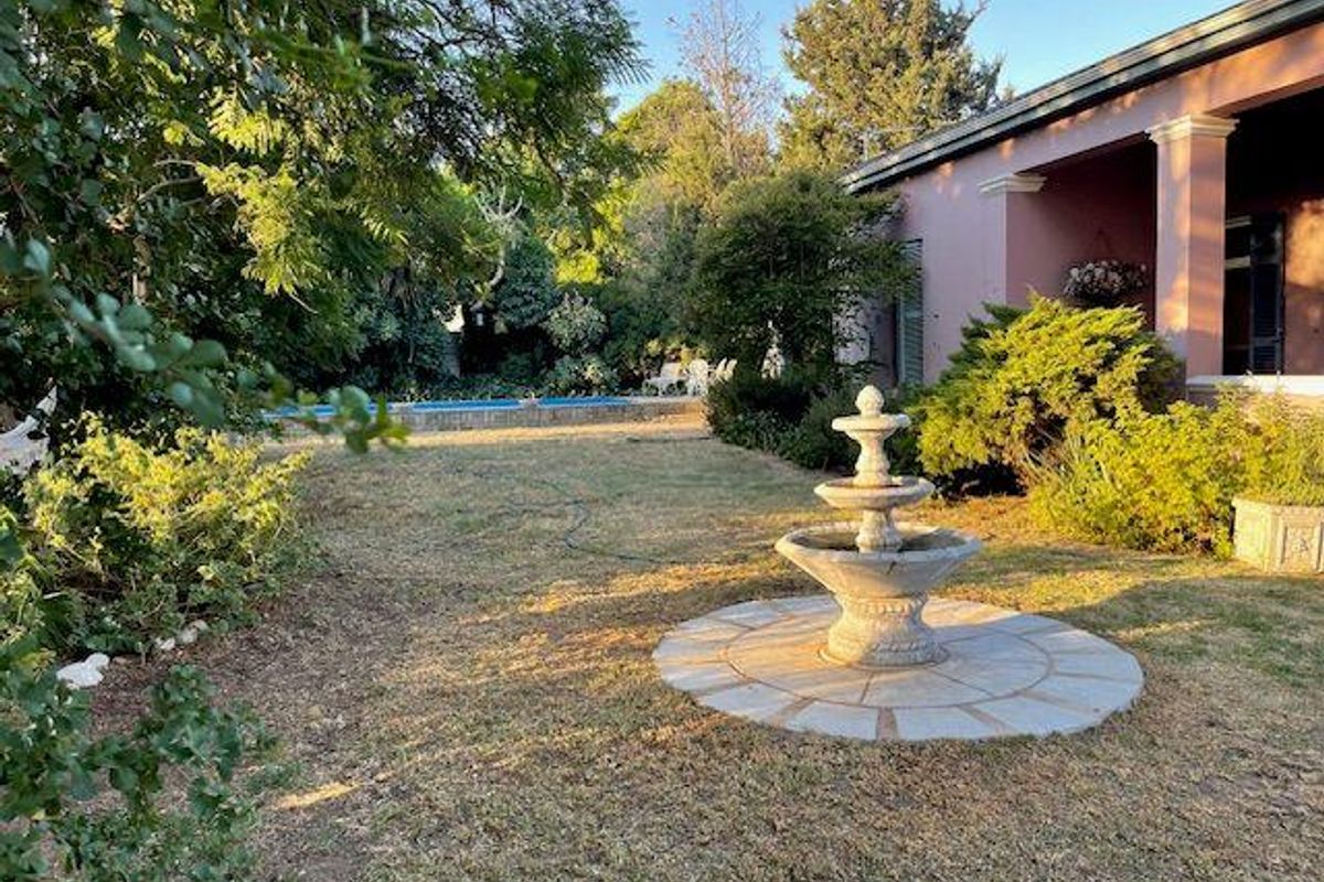 House For Sale in Bergzicht, Malmesbury - Photo 2