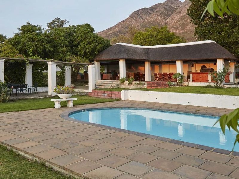 194-hectare estate offers a compelling combination of vineyard excellence and heritage significance - Photo 9