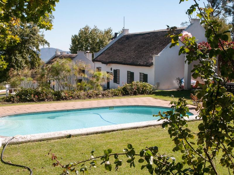 194-hectare estate offers a compelling combination of vineyard excellence and heritage significance - Photo 7