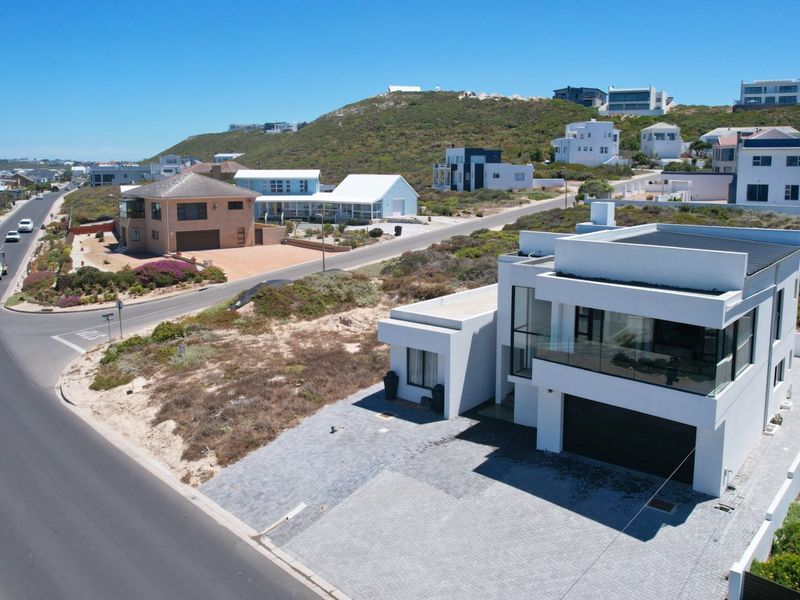 House For Sale in Pearl Bay, Yzerfontein - Photo 2