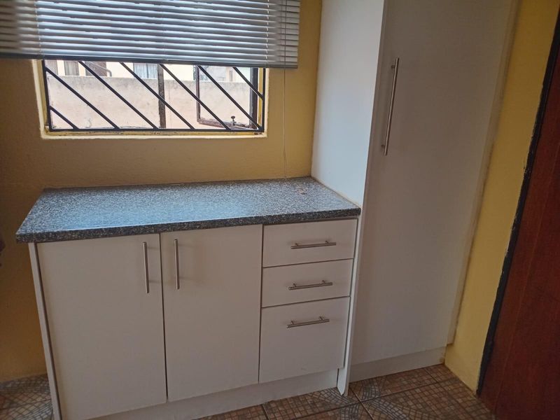 House To Rent in Protea Glen, Soweto - Photo 5