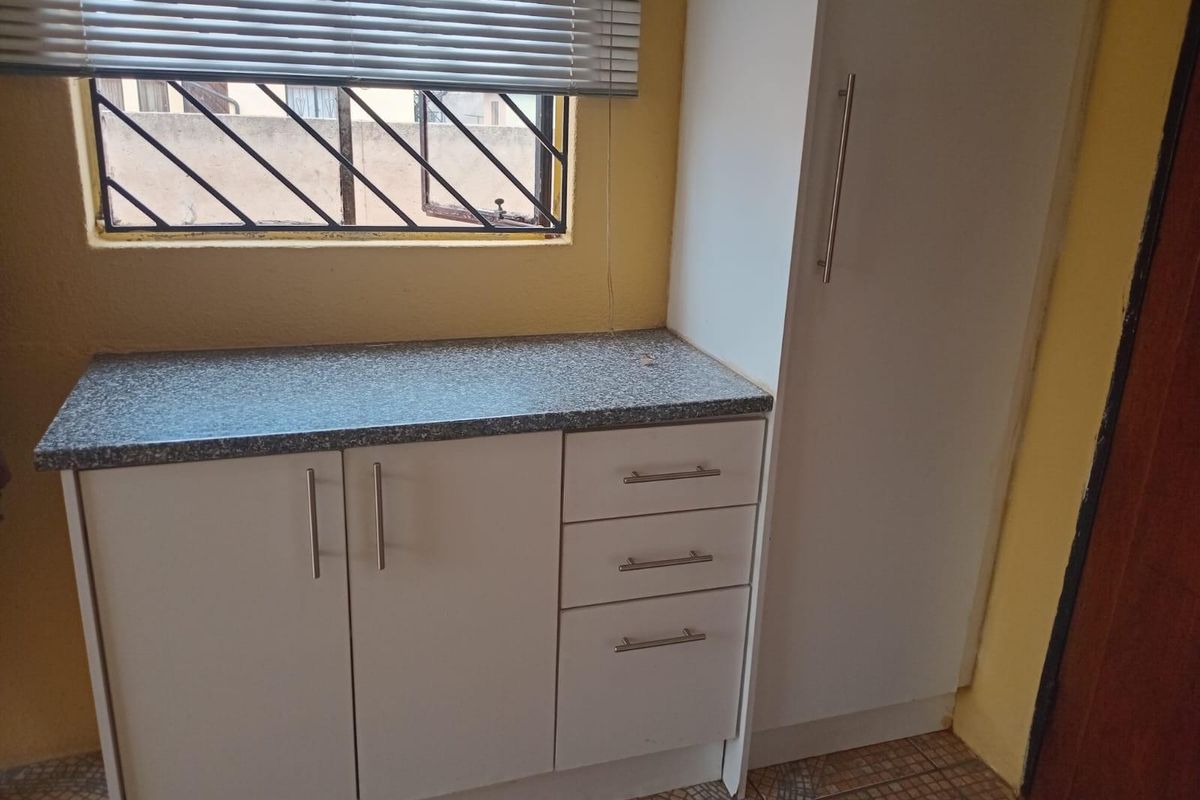 House To Rent in Protea Glen, Soweto - Photo 5