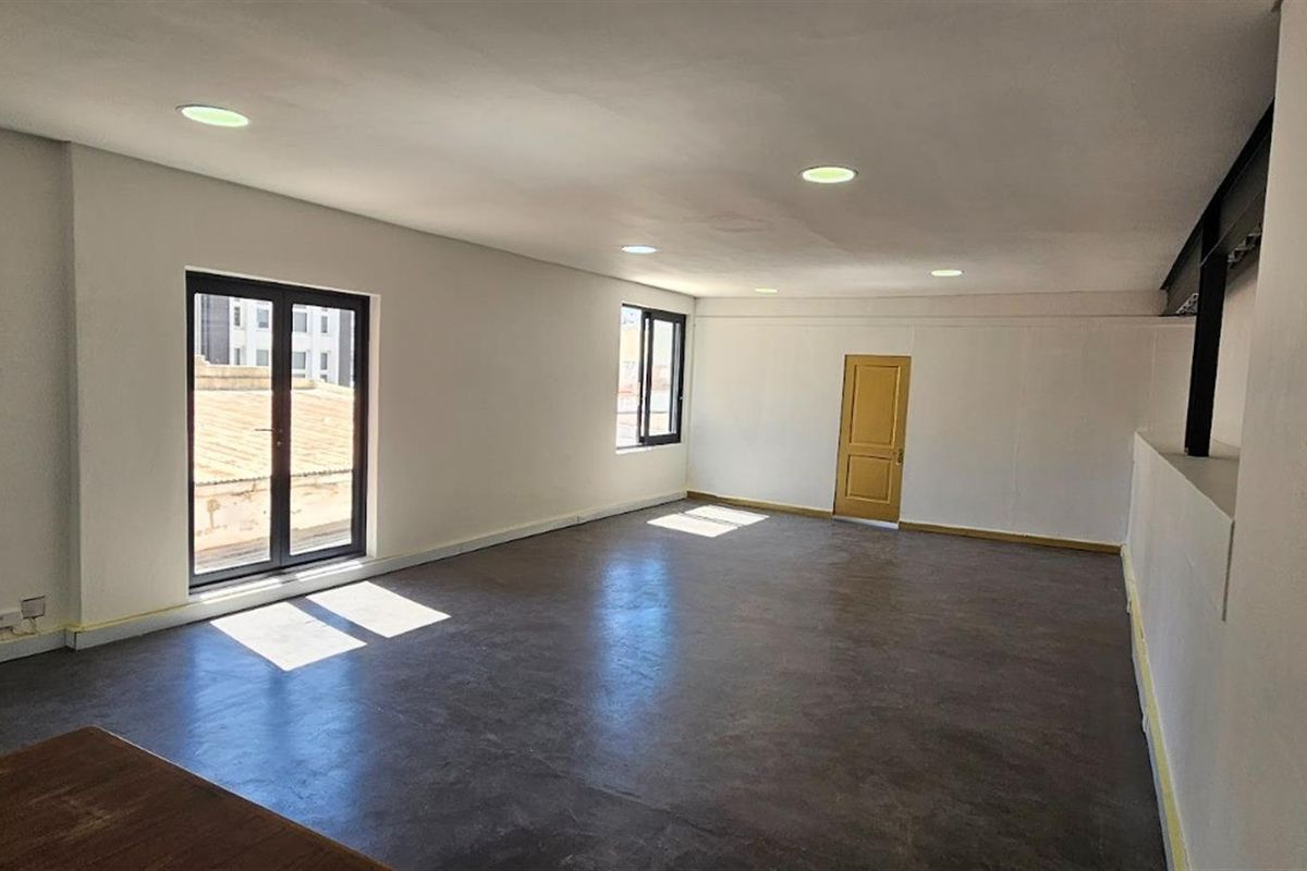 TO LET | 2nd Floor Office Space - 111 Loop Street - Photo 3