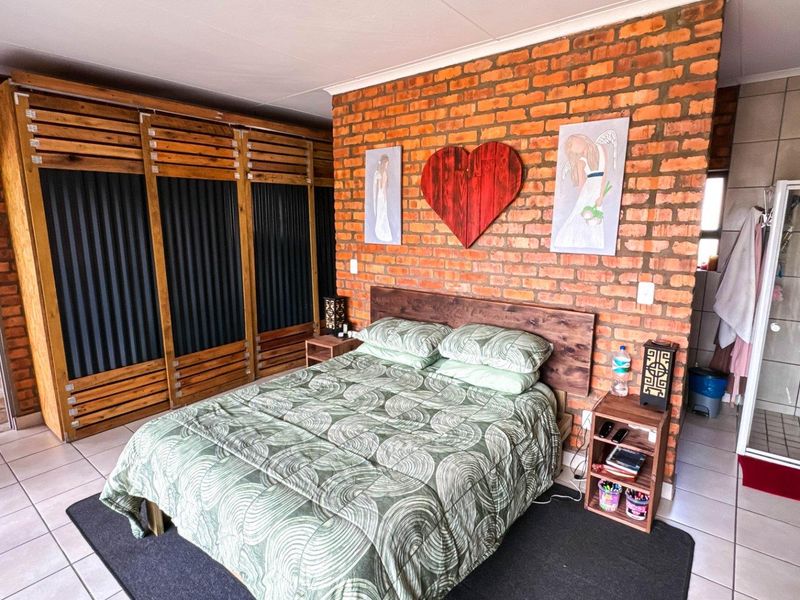 House For Sale in Fraaiuitsig, Klein Brak Rivier - Photo 6