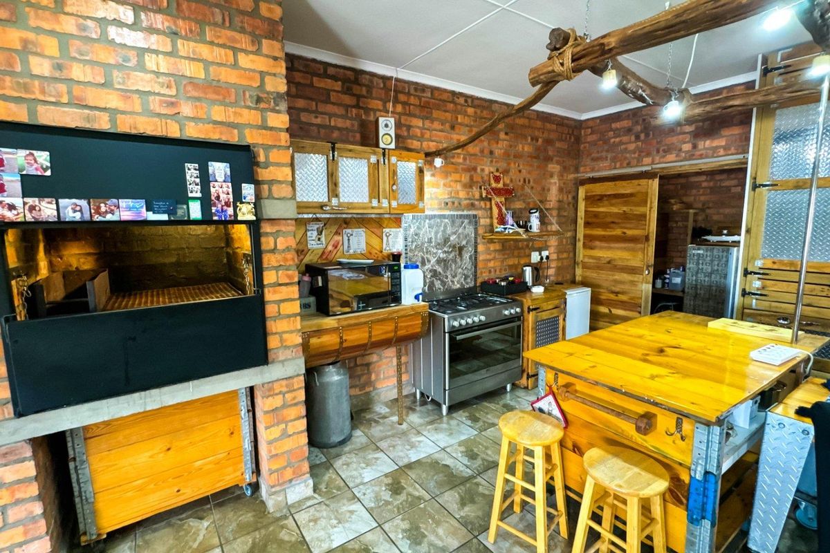 House For Sale in Fraaiuitsig, Klein Brak Rivier - Photo 5