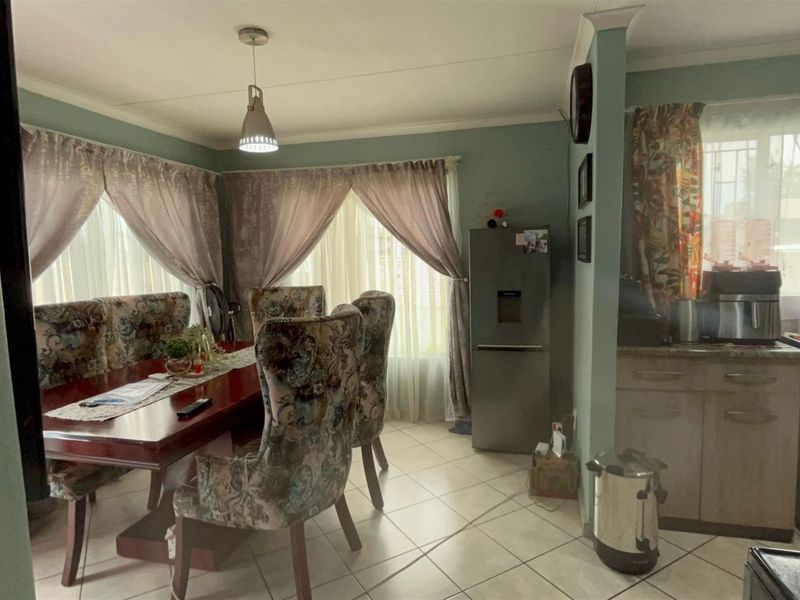 2-Bedroom House For Sale in Zamdela, Sasolburg - Photo 7