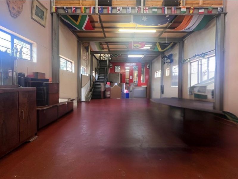 House For Sale in Lenasia Ext 10, Lenasia, Johannesburg - Photo 3