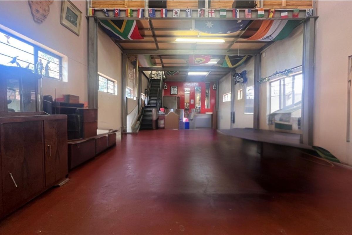 House For Sale in Lenasia Ext 10, Lenasia, Johannesburg - Photo 3