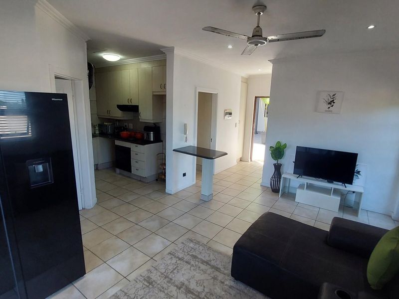 2 Bedroom Apartment For Sale in Shelly Beach, Margate, KwaZulu Natal - Photo 9