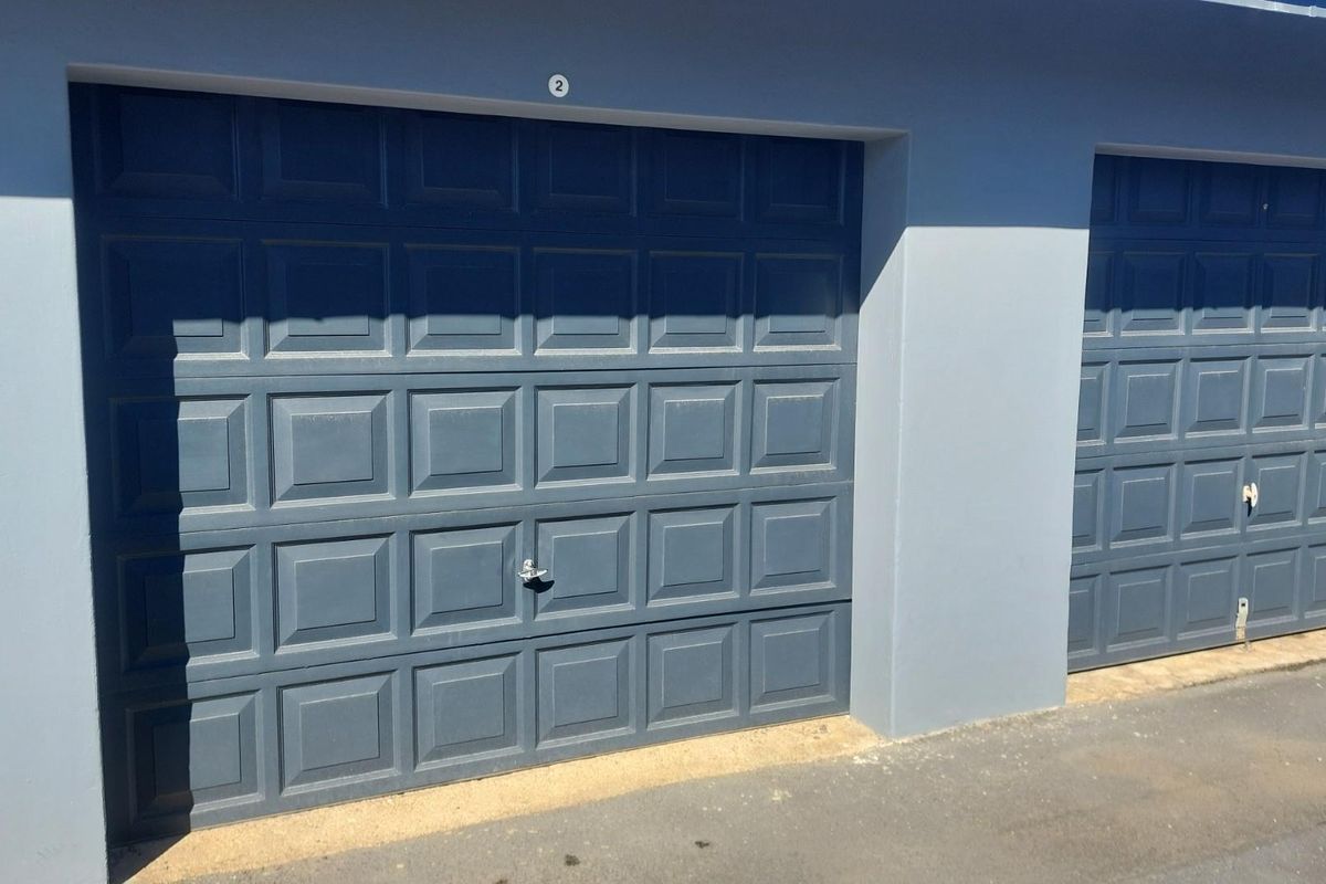 2 Bedroom Apartment For Sale in Shelly Beach, Margate, KwaZulu Natal - Photo 4