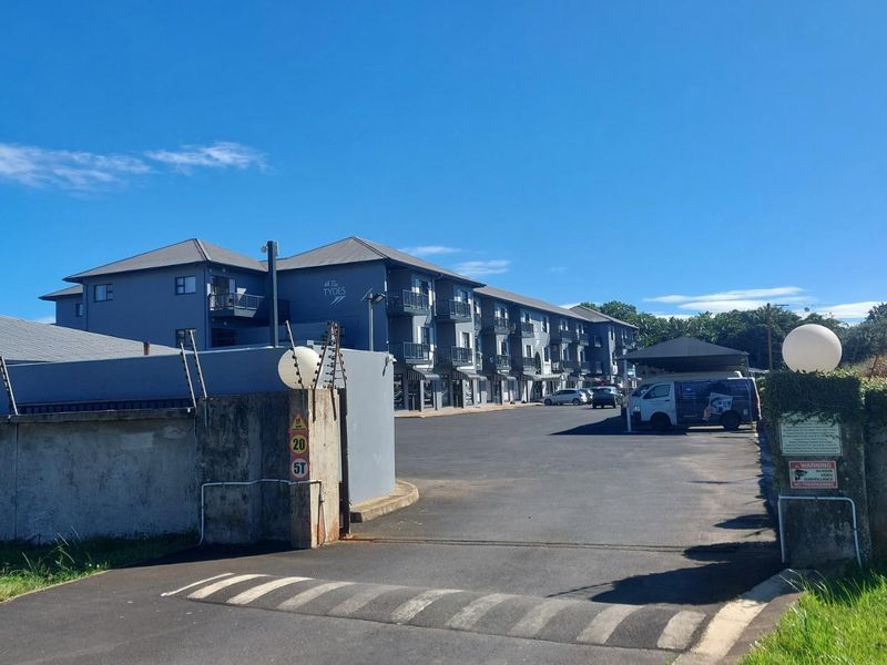 2 Bedroom Apartment For Sale in Shelly Beach, Margate, KwaZulu Natal - Photo 3