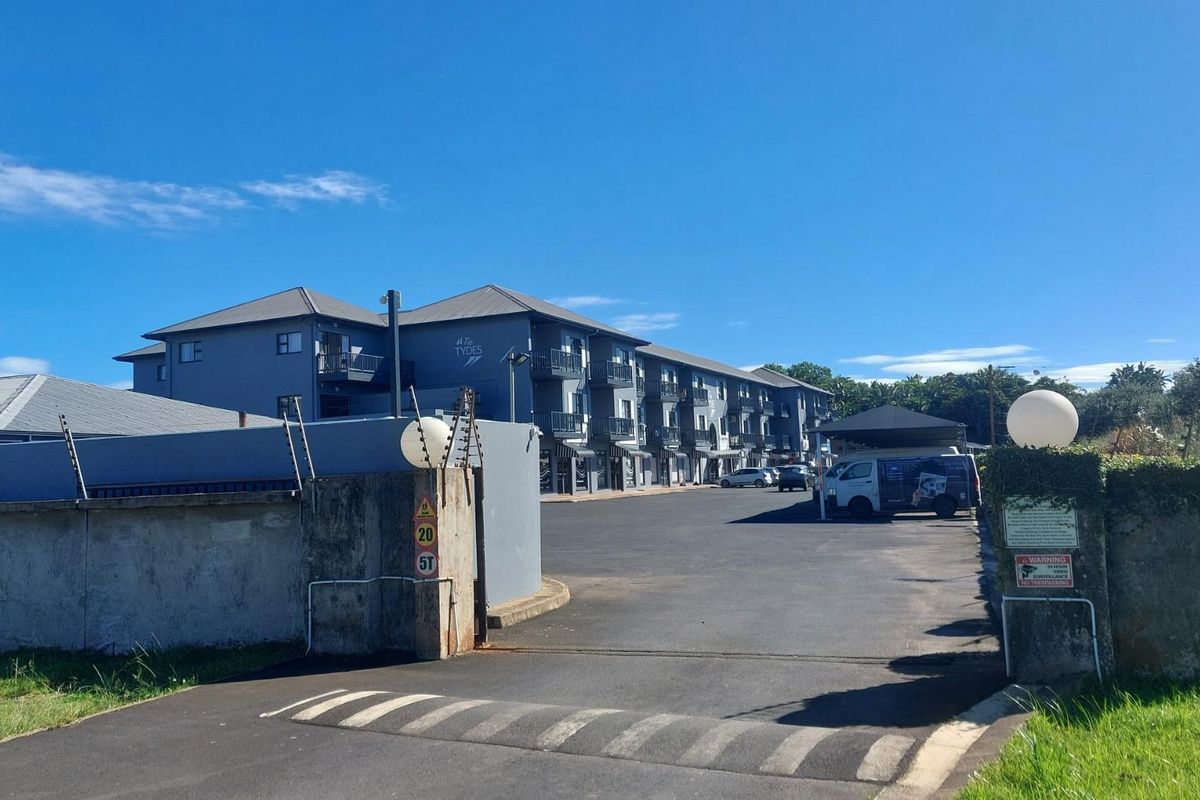 2 Bedroom Apartment For Sale in Shelly Beach, Margate, KwaZulu Natal - Photo 3