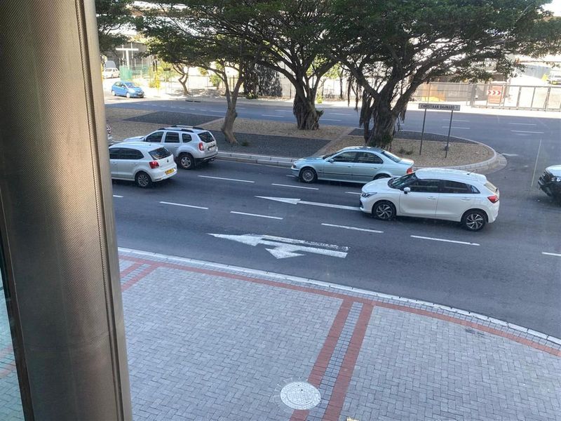 Motor Showroom- Retail Space To Rent in Foreshore, Cape Town - Photo 6